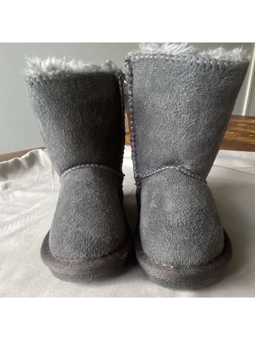 Cozy Gray Faux-Shearling Kids Winter Boots Toddler 5C